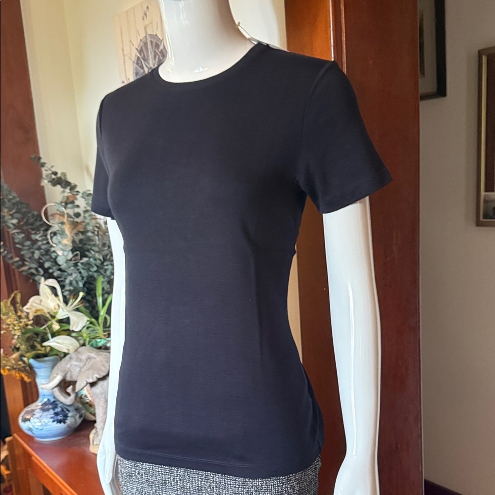 NWT northern reflections size small cotton
Classic midnight blue Women's Top